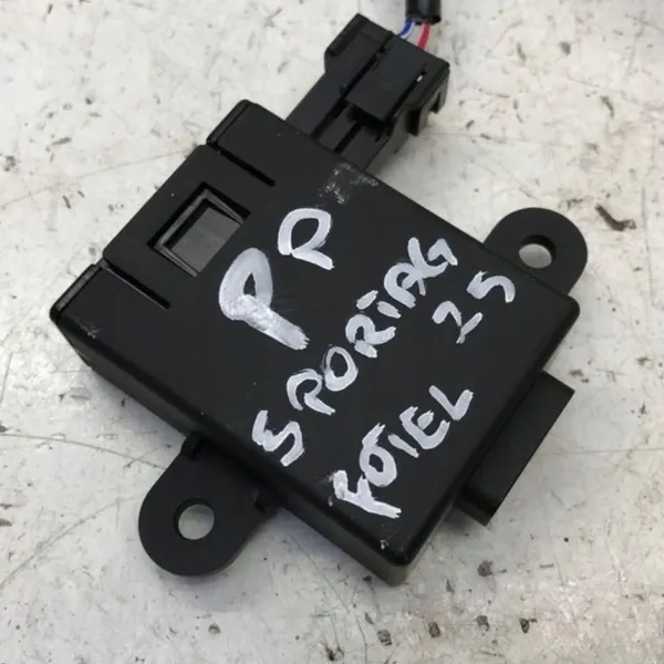 Kia Sportage V USB-C-poort OEM 96125-P1610 Voor Rechts image 3