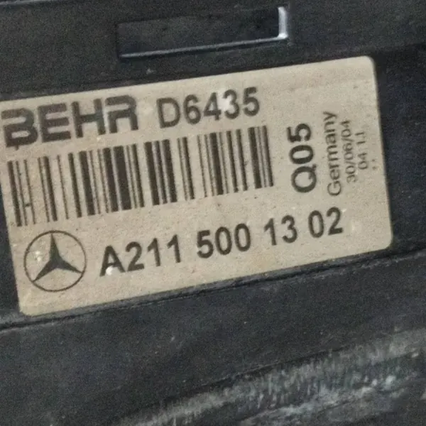 2005 Mercedes-Benz E W211 Koelradiator A2115001002 image 9