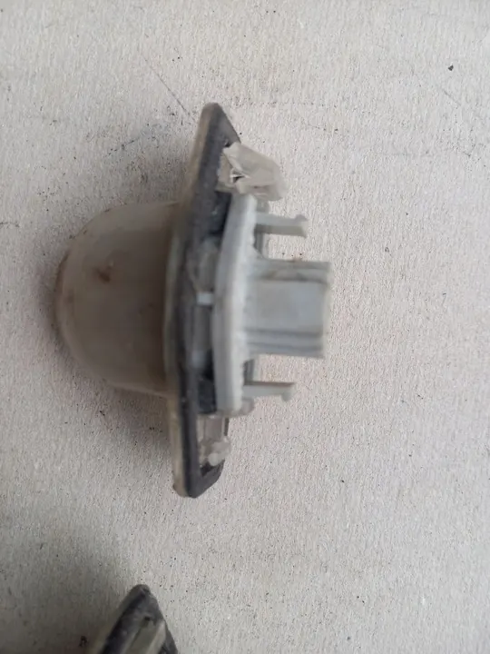 HONDA HR-V I 99-05 Luz de Placa image 3