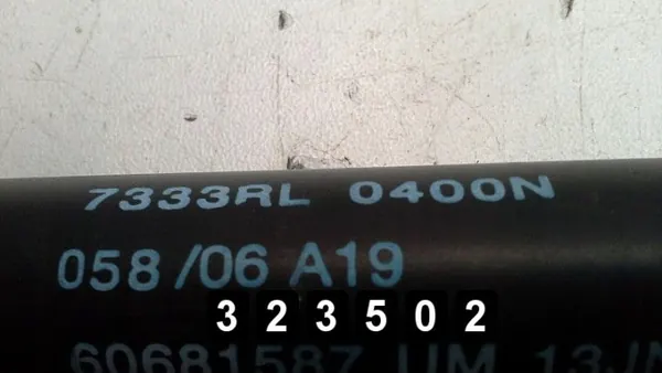 Alfa Romeo GT Bagageluckgångjärn OEM AM-323502 (Begagnad) image 3