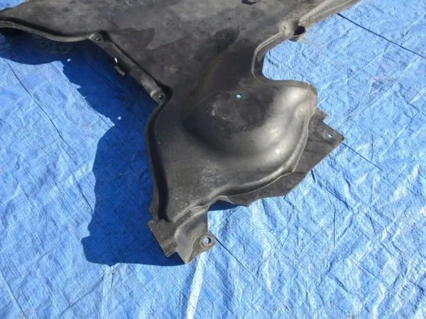 Getriebeabdeckplatte OEM A204520202 Mercedes GLK image 3