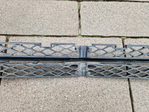 Grille inférieure de pare-chocs avant S-Class W221 A2218850523 image 10