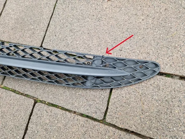 Grille inférieure de pare-chocs avant S-Class W221 A2218850523 image 4