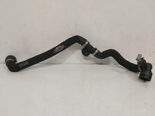 Mercedes GLE Schlauch OEM A1675018800 - Gebraucht image 2