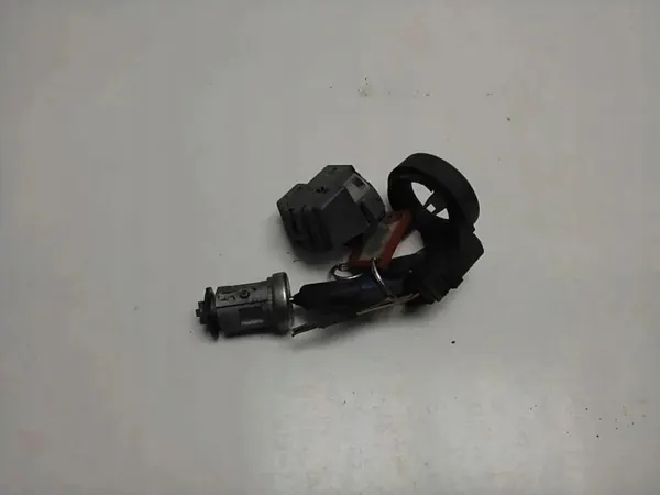 Kit d'allumage OEM 6C1112A650 pour Ford 2.2L 2008 image 3
