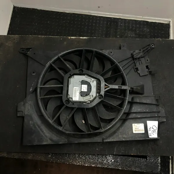 Ventilateur Volvo OEM 30741144 pour V70 II, S60 I image 2