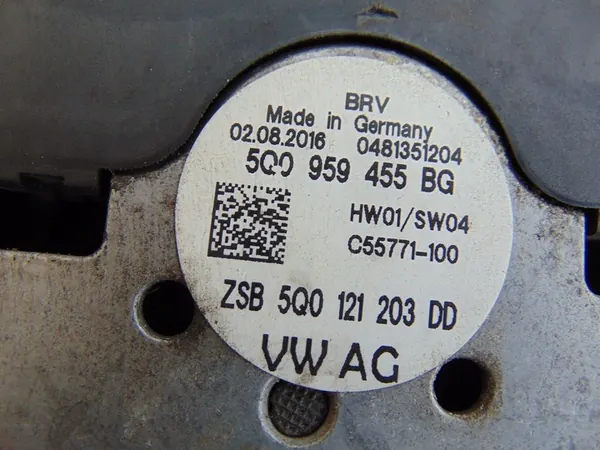 Kylarrubrik Volkswagen Golf VII 5Q0959455BG image 10