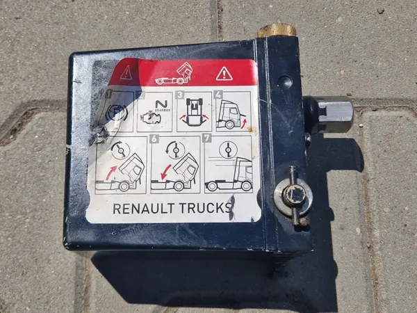 Bomba elevadora cabina OEM 21725541 para Renault Gama T image 2