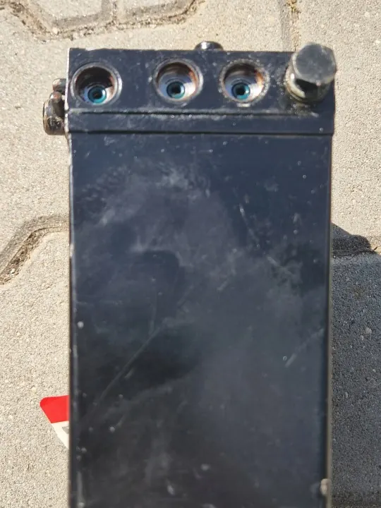 Bomba elevadora cabina OEM 21725541 para Renault Gama T image 3
