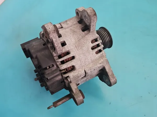 Generator VW Golf Plus 1.4 16V 110A OEM 036903024H image 3