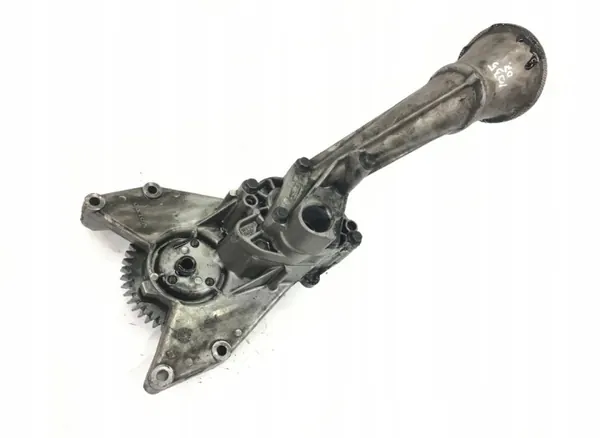 Bomba de óleo motor Volvo usada OEM 8170465 image 3