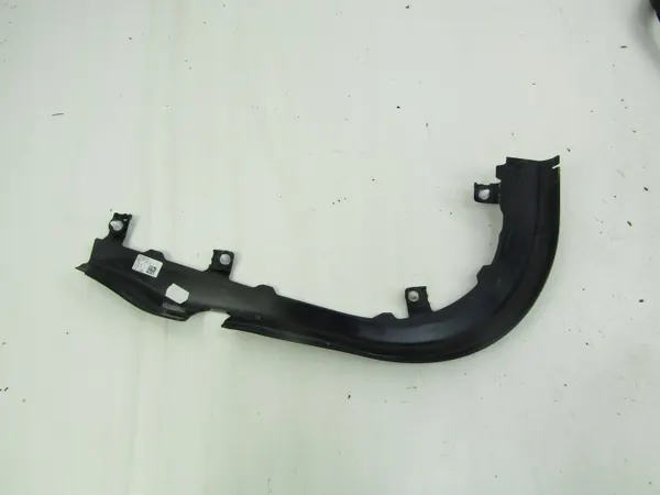 Jaguar I-Pace Moldura Puerta Trasera Izquierda OEM J9D3-25627-A image 3