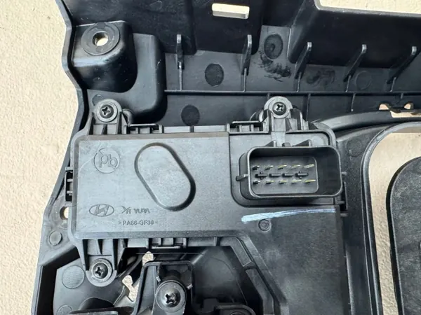 Laadpoortklep Hyundai Kona II EV N-Line OEM 863CC-HF002 image 10