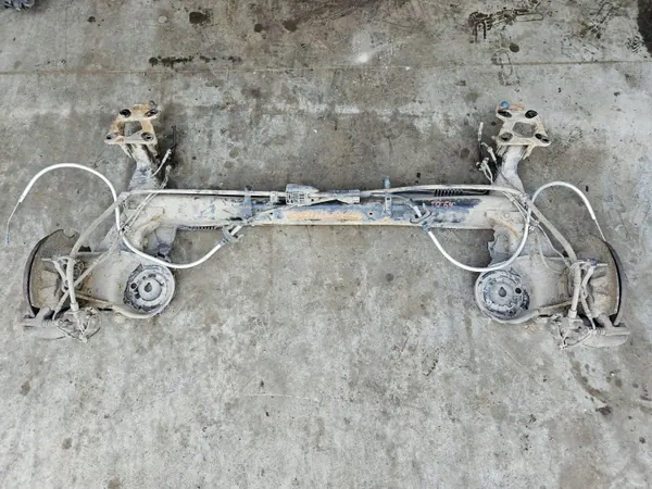 Citroen Berlingo Hinterachsträger OEM 5148T8 - Gebraucht image 2