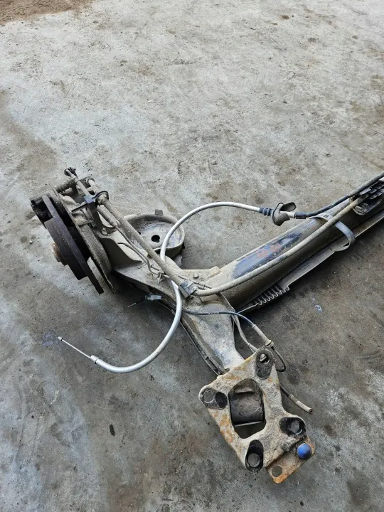 Citroen Berlingo Hinterachsträger OEM 5148T8 - Gebraucht image 3