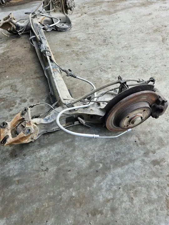 Citroen Berlingo Hinterachsträger OEM 5148T8 - Gebraucht image 5