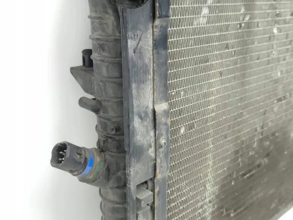 Renault Espace III Waterradiator OEM 070890330F image 10