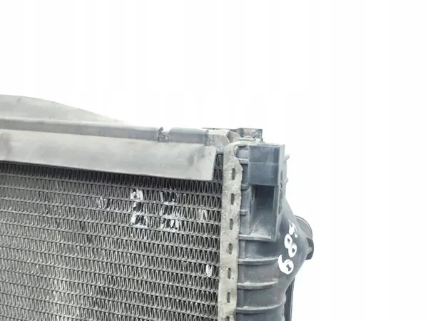 Renault Espace III Waterradiator OEM 070890330F image 6