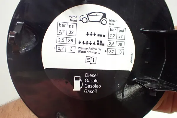 Kraftstoffklappe Smart Forfour I 454 OEM A4547500006 Schwarz image 6