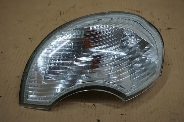 HYUNDAI TERRACAN Clignotant Avant Droit Original image 2