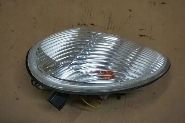 HYUNDAI TERRACAN Clignotant Avant Droit Original image 6