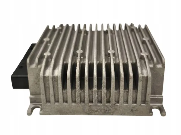 Amplificateur Audio Tesla OEM 1004833-10-A image 3