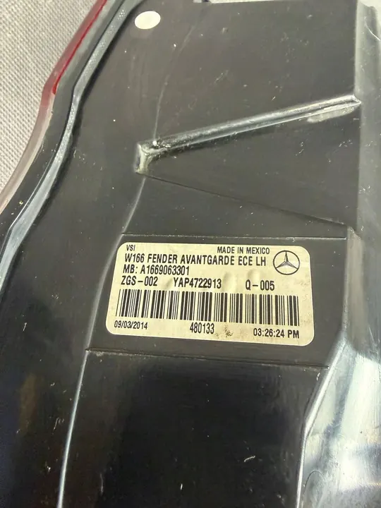 Luz Trasera Izquierda Mercedes ML W166 A1669063301 image 5
