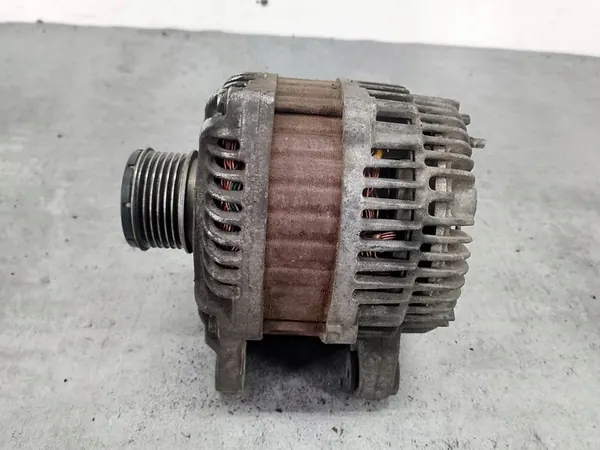 Vaihtovirtageneraattori Renault Laguna III 1.5 DCI OEM 8200363528 image 4