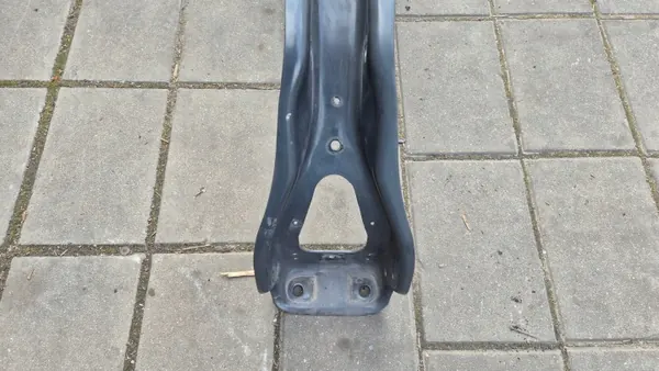 Mercedes Actros MP4 ohjaamon jousituspalkki OEM A9603176295 image 3