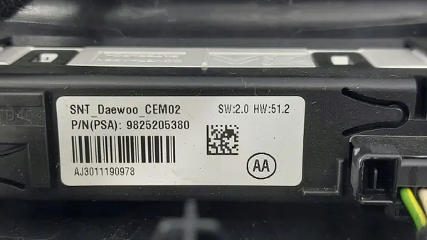 Plafonnier PEUGEOT 2008 II 20r OEM 9814757480 image 7