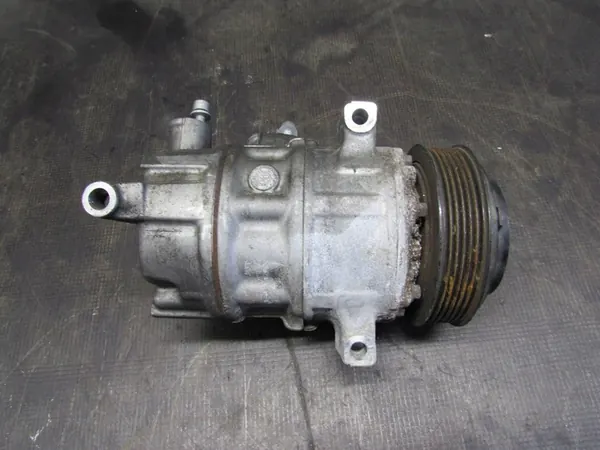 Compresor de AC Mercedes-Benz 1.5 DCI 18-22 A0008306202 image 4