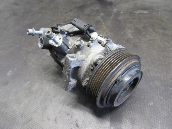 Compresor de AC Mercedes-Benz 1.5 DCI 18-22 A0008306202 image 6