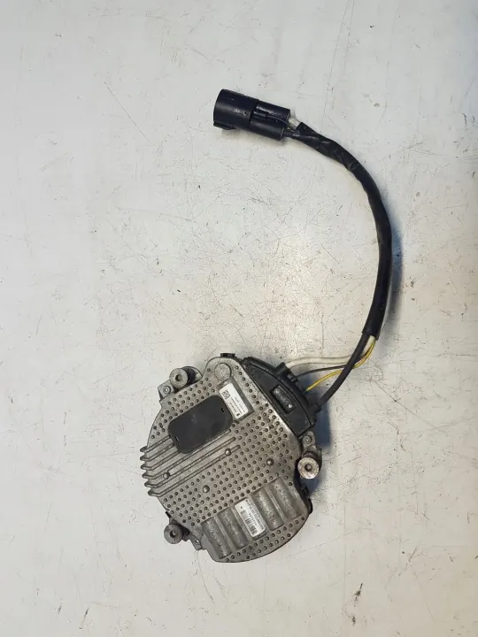 Maserati Levante Motorventilator OEM 500197-03 image 3