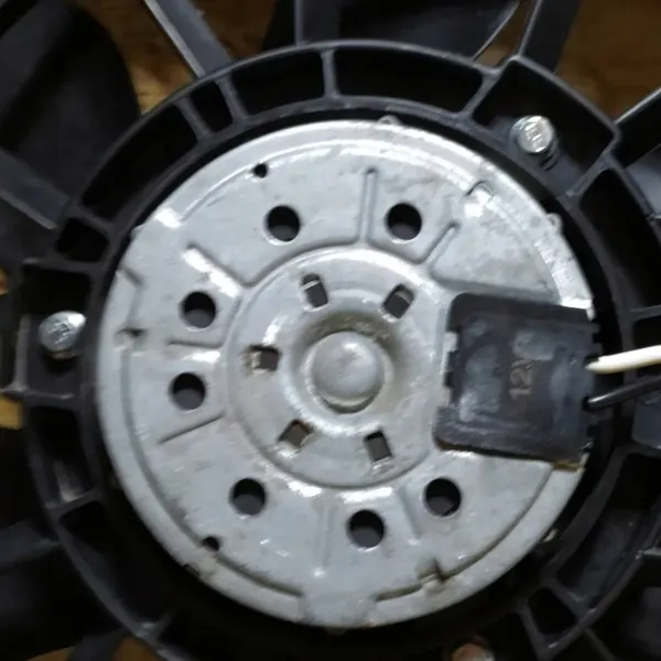 BMW Kühlerlüfter OEM 0130303937 für 3 E46 2.0 image 5