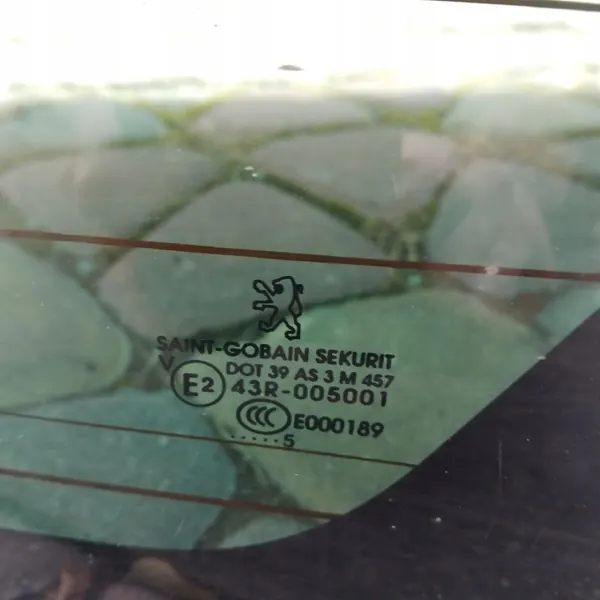 Heckklappenscheibe PEUGEOT 407 SW OEM - Gebraucht image 3