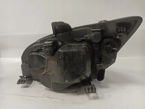 Oikea etuvalaisin Ford Focus II 084311169R image 5