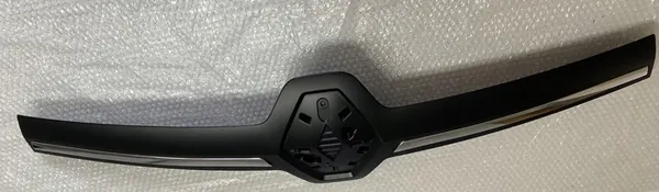 RENAULT TRAFIC III LIFT 19- Chrome Grille Logo 628952659R image 4