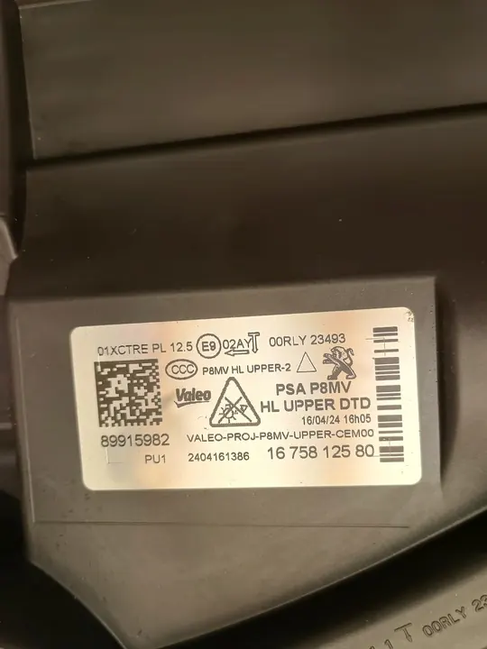 PEUGEOT 3008 II 5008 II LIFT Oikea Full LED Ajovalo OEM image 10