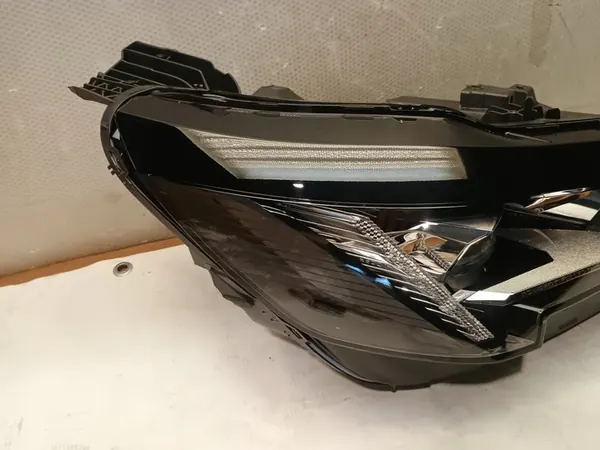 PEUGEOT 3008 II 5008 II LIFT Oikea Full LED Ajovalo OEM image 2