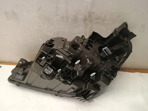 PEUGEOT 3008 II 5008 II LIFT Oikea Full LED Ajovalo OEM image 9