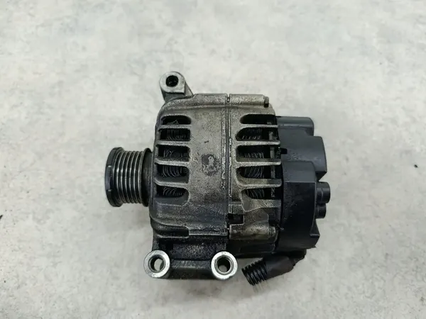 Vaihtovirtageneraattori Peugeot 5008 1.6 THP image 3