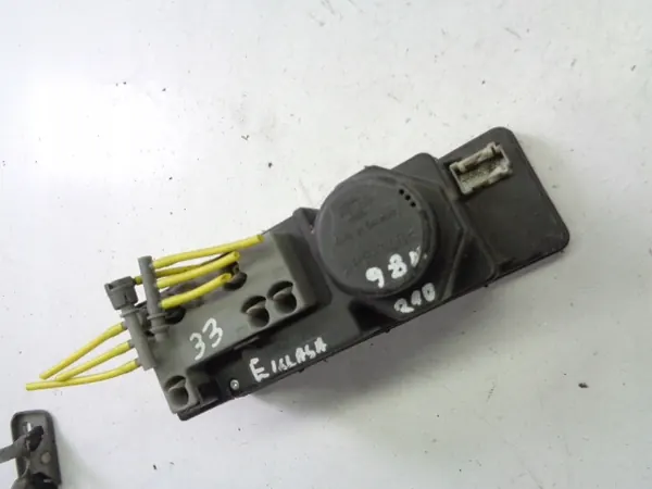 Bomba de Cierre Central OEM POMPKA ZAMKA MERCEDES W210 image 4