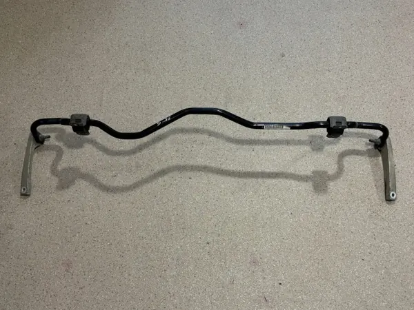 Barre stabilisatrice arrière Audi A5 OEM 8W0511305AJ image 4