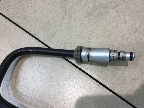 Kopplingsslang Pump Ford Fiesta MK6 1.6 16V image 3