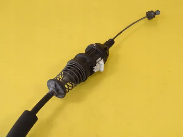 Mazda 626 Kaasulinkki OEM DRC69789 - Käytetty image 3