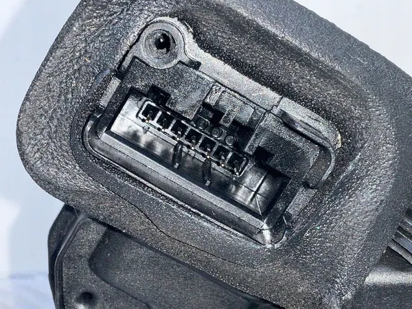 Vänster bakdörrslås SEAT LEON ST 5K4839015R image 2