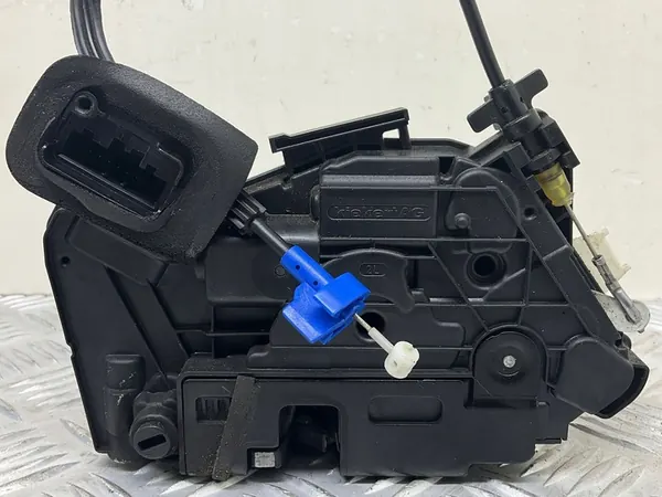 Vänster bakdörrslås SEAT LEON ST 5K4839015R image 3