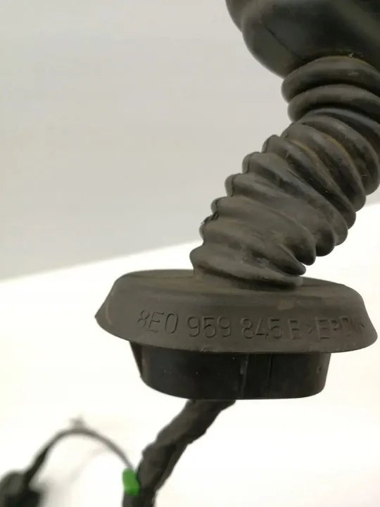 Audi A6 S6 C6 2007 Vasemman takaluukun kaapeli OEM 4F1971687M image 5