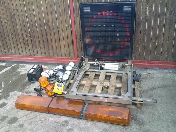 Varoitusvalosarja Nissen Basic Remote - OEM Käytetty image 3