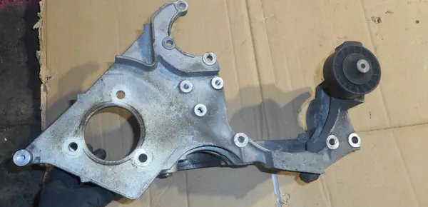 Alternatorsteun VW Golf IV Seat Leon I 038903143H image 3